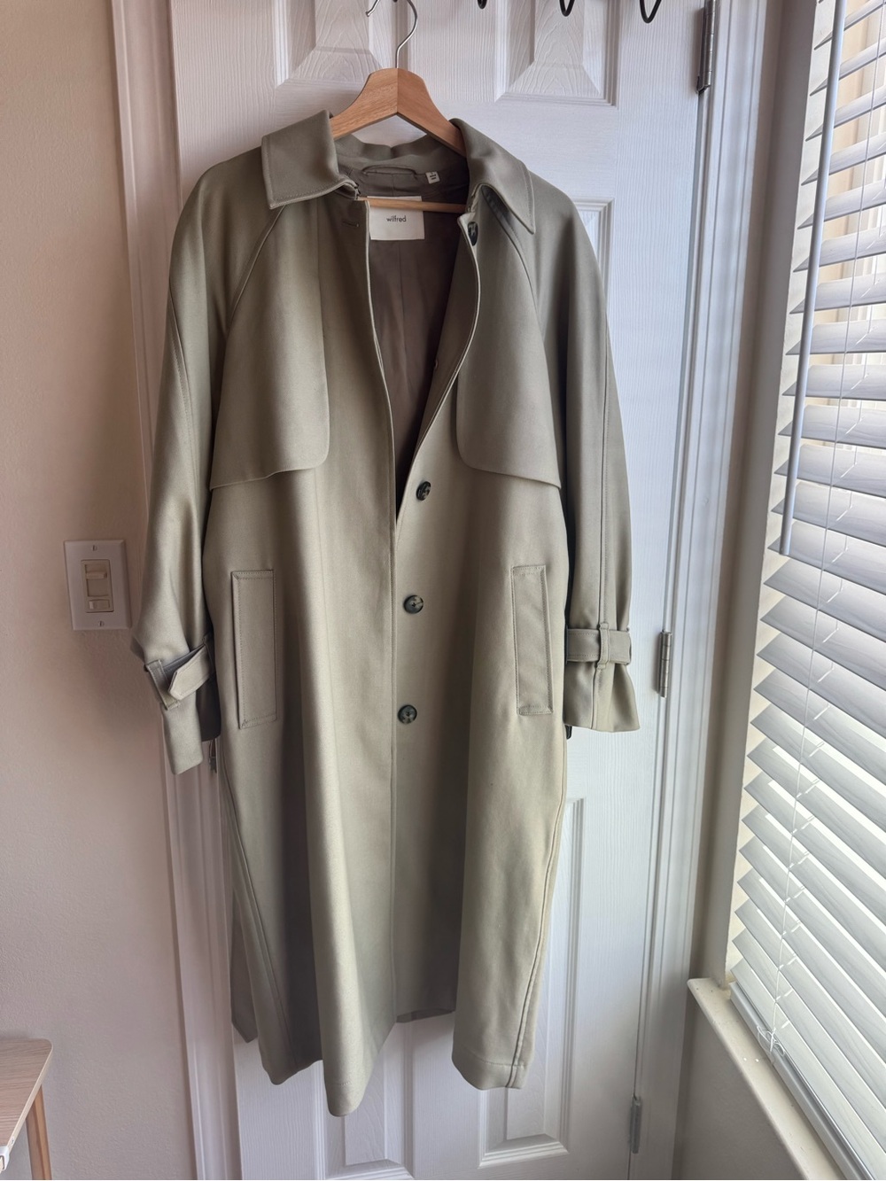 Aritzia Wilfred Olive Trench Coat with Belt - Picture 4 of 7